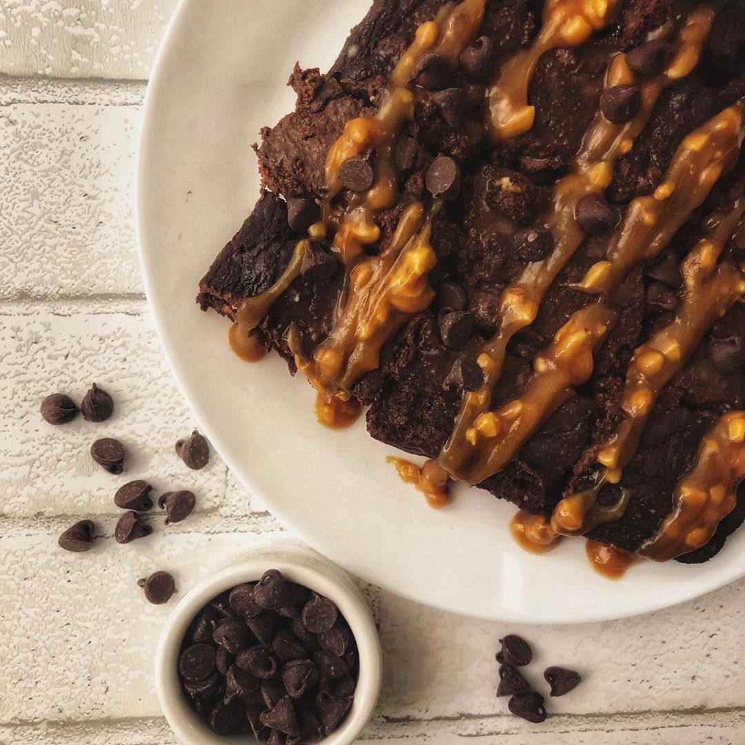 ULTIMATE GUILT-FREE BROWNIES WITH MAPLE DRIZZLE