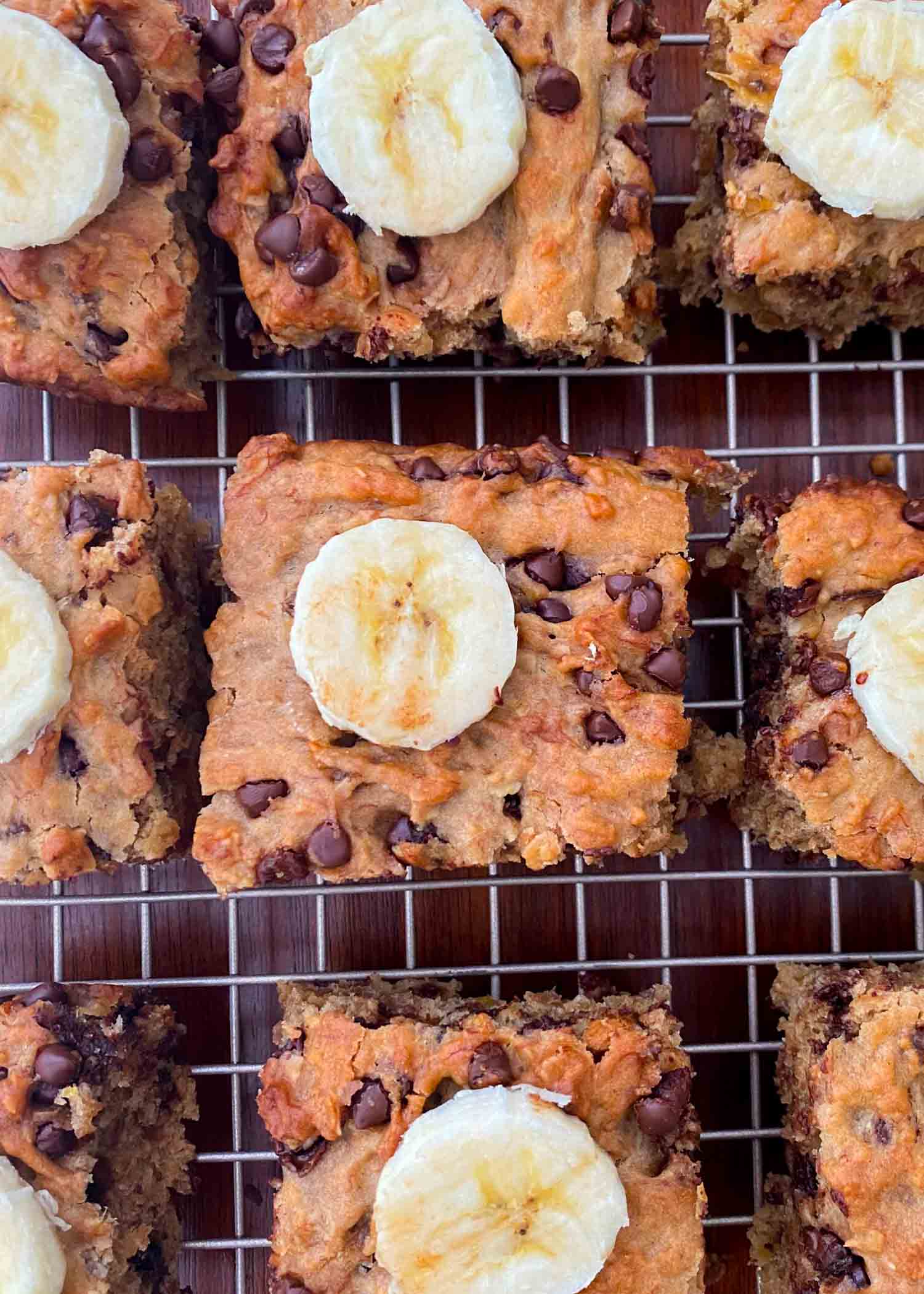 Reduced Sugar Chocolate Chip Banana Oatmeal Cookie Bars