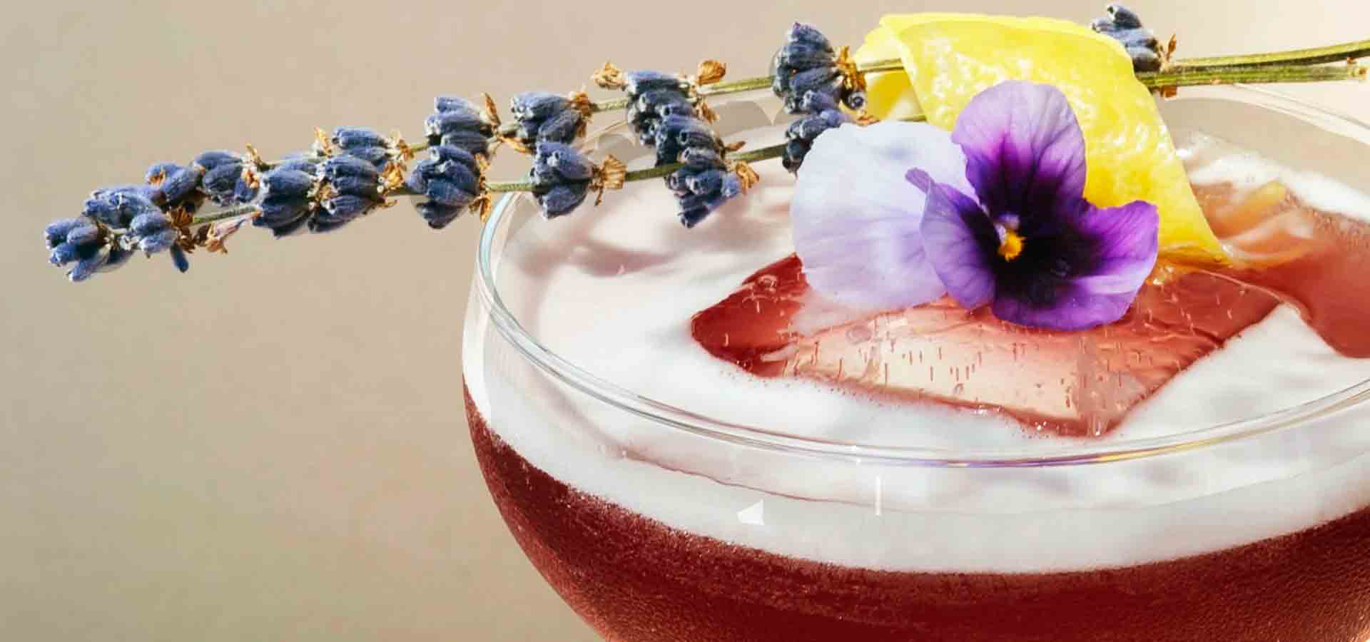Reduced-Sugar Elderflower Lavender Cocktail Recipe