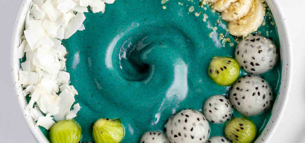 Smoothie Bowl Recipe: Kiwi Spirulina No Sugar Added
