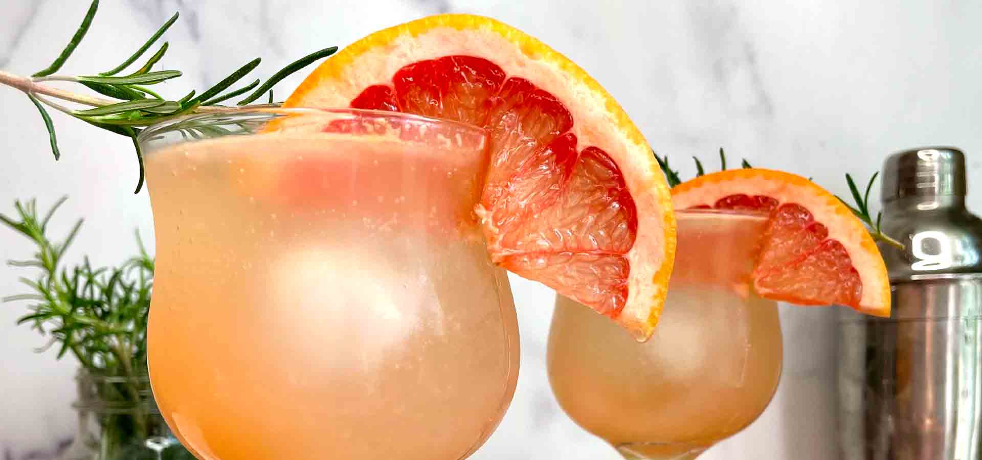 Rosemary Grapefruit Gin Fizz