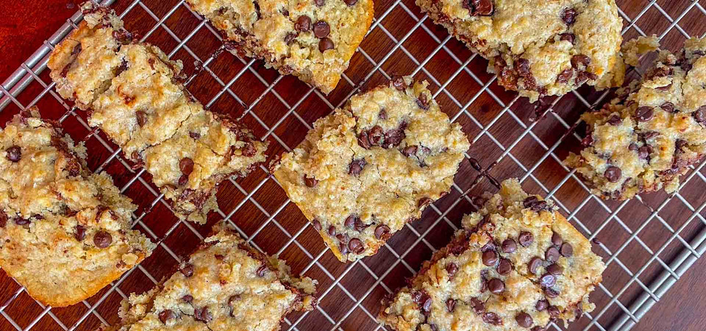 Low Sugar Oatmeal Chocolate Chip Blondies Recipe