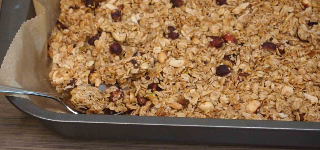 No sugar-added healthy granola recipe 