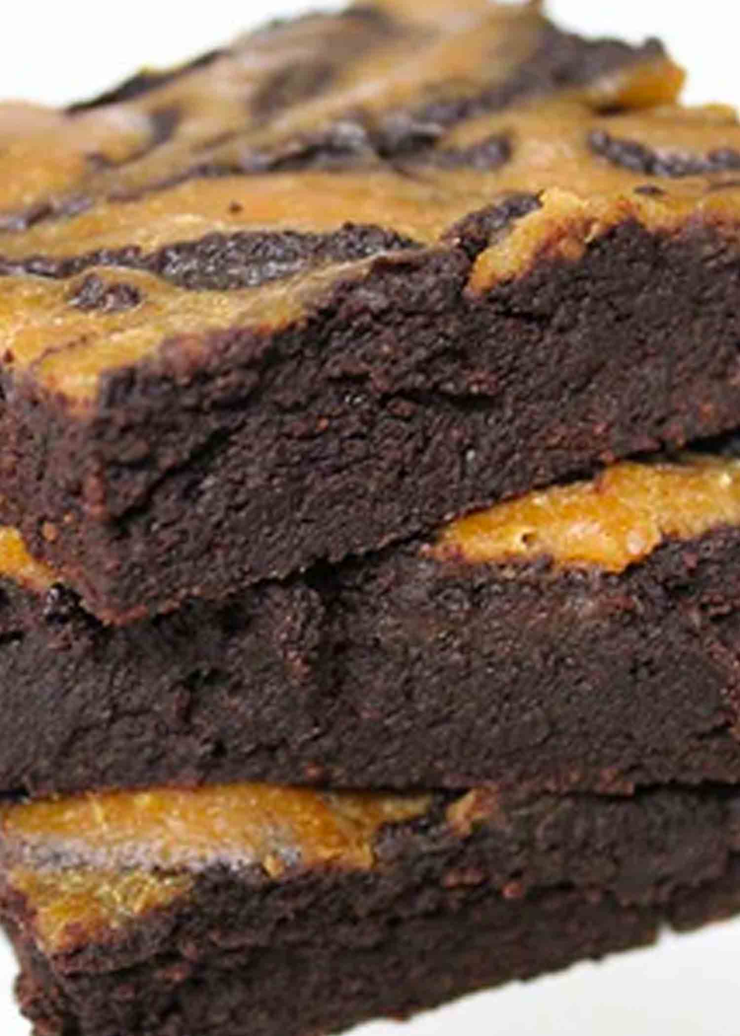 Low-Carb Low-Sugar Peanut Butter Swirl Brownies Recipe