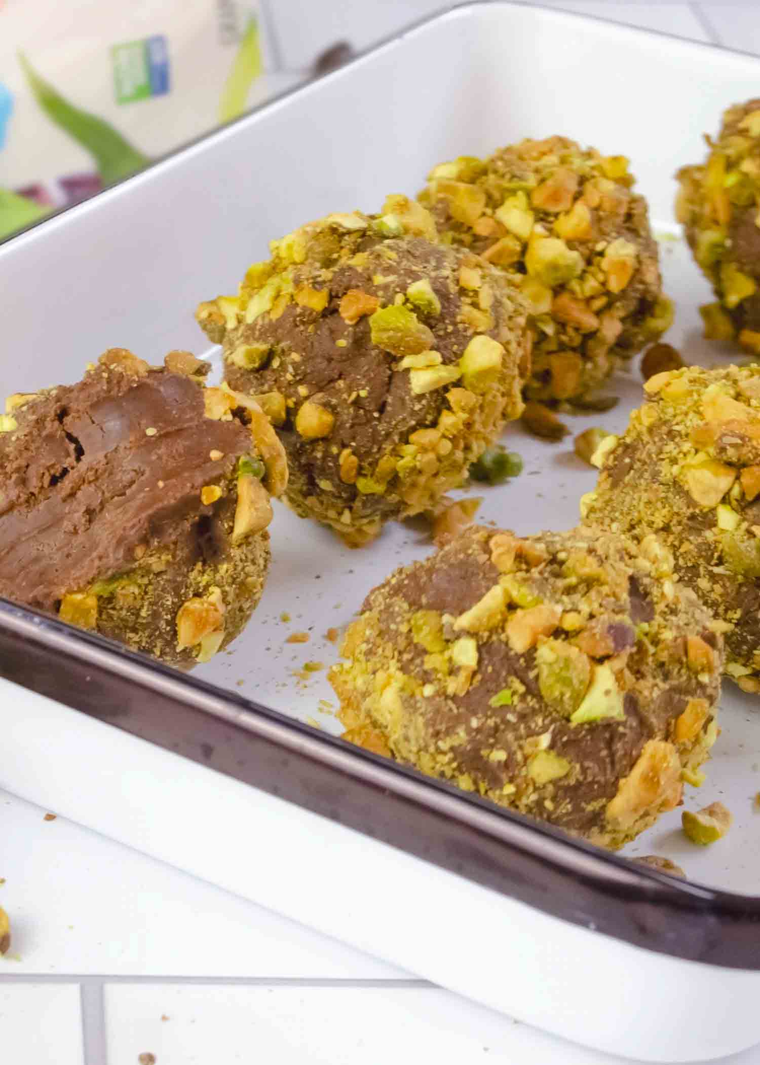 Passover Recipe: No Bake, Sugar-Free Pistachio Truffles