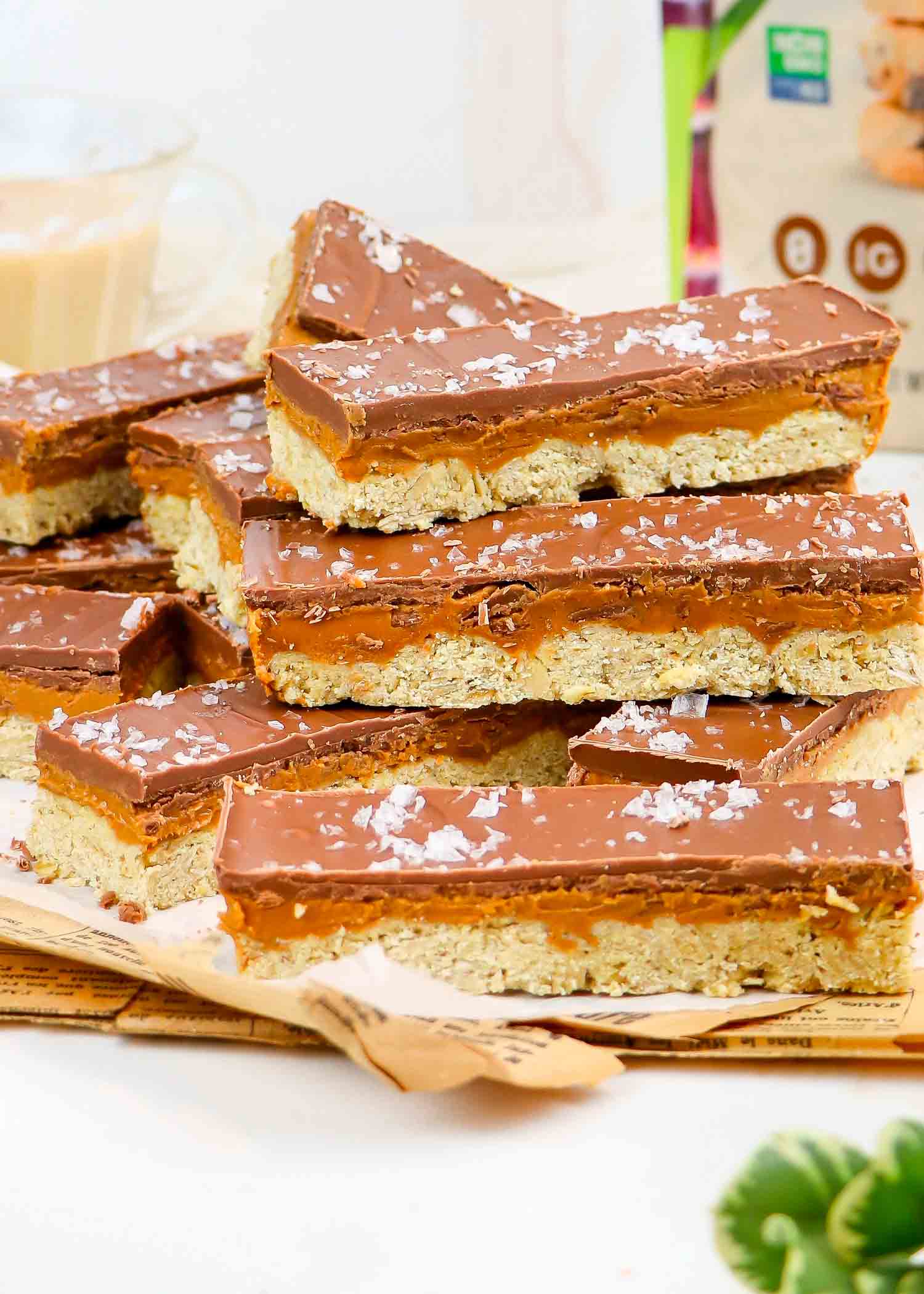 Low Sugar Oatmeal Cookie Layered Candy Bars Recipe