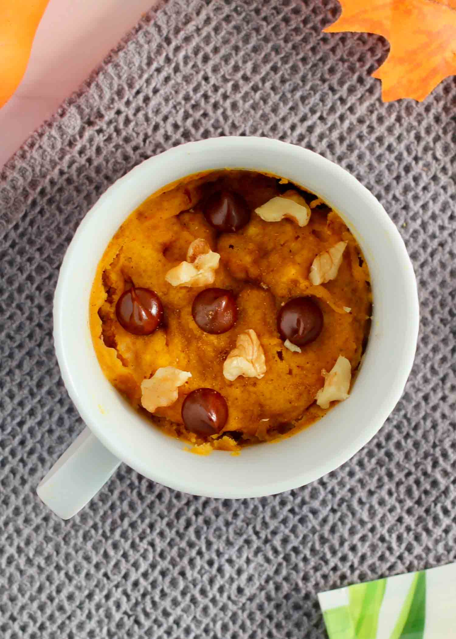 No Sugar Healthy Pumpkin Mug Cake Recipe (Microwave Friendly!)