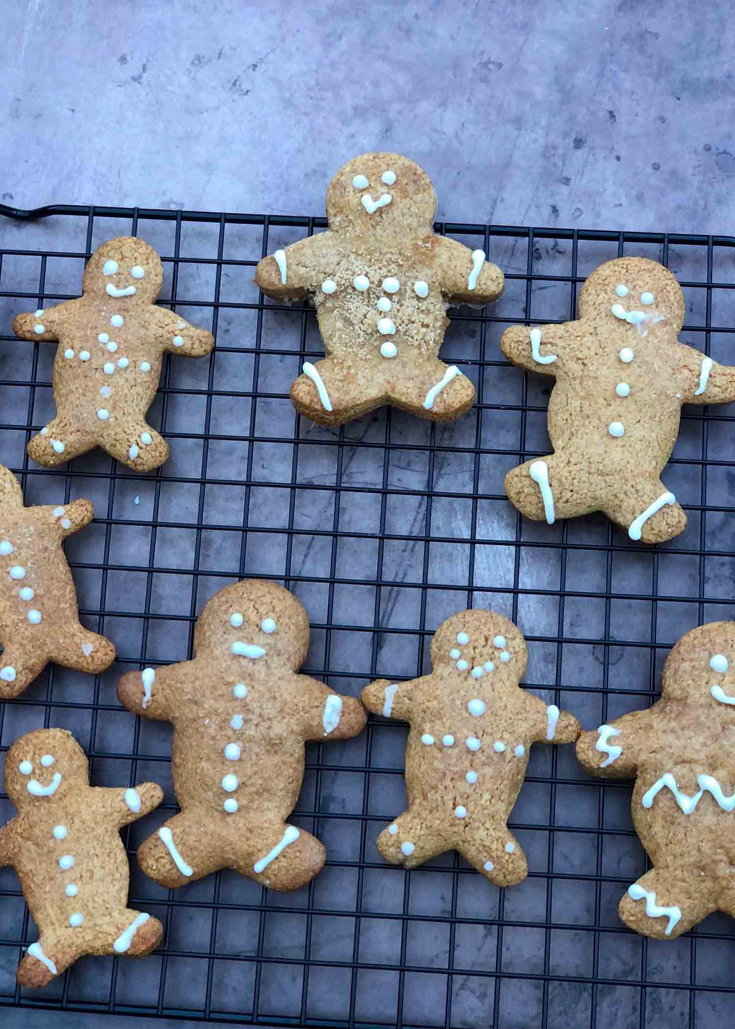 Sugar-Free Gingerbread Cookie Recipe with No Molasses
