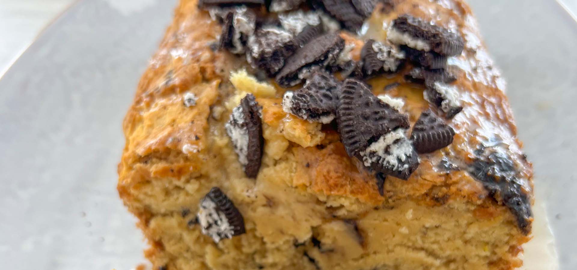 Cookies and Cream Vanilla Cake