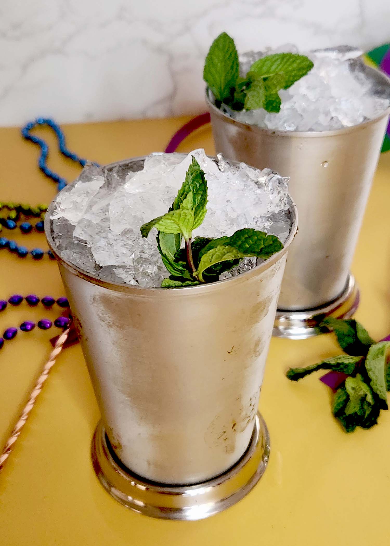 Mint Julep Recipe with Sugar Free Simple Syrup makes a no-sugar-added cocktail