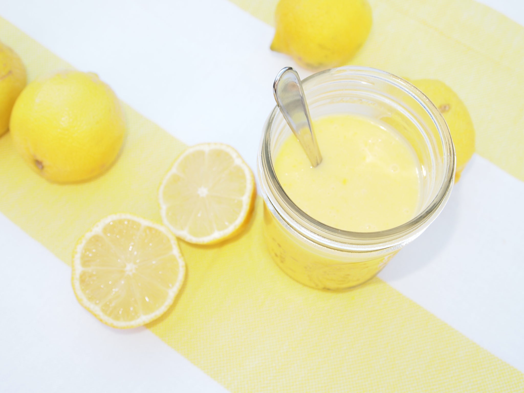 Sugar-free lemon zest curd 
