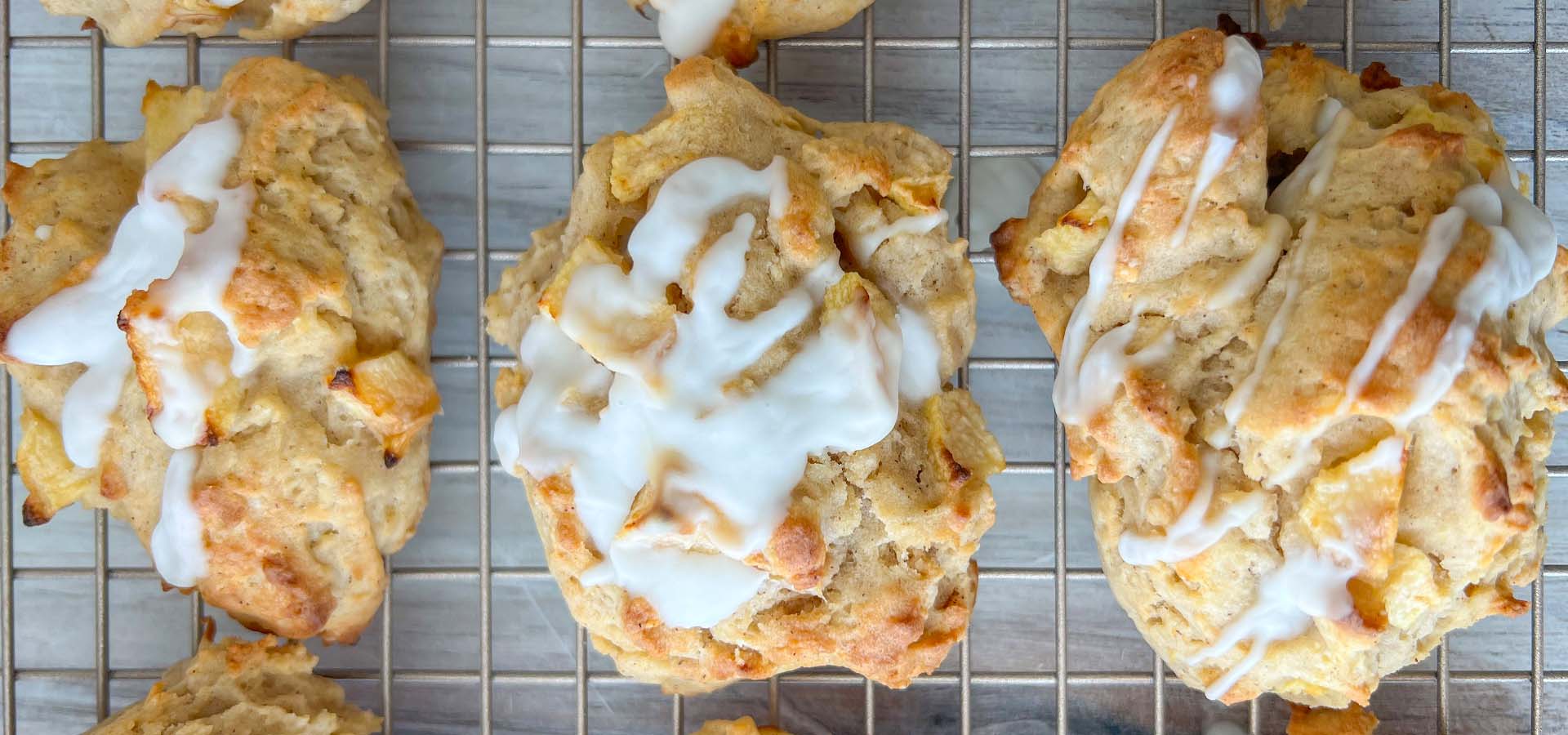 Vegan Apple Pie Biscuits